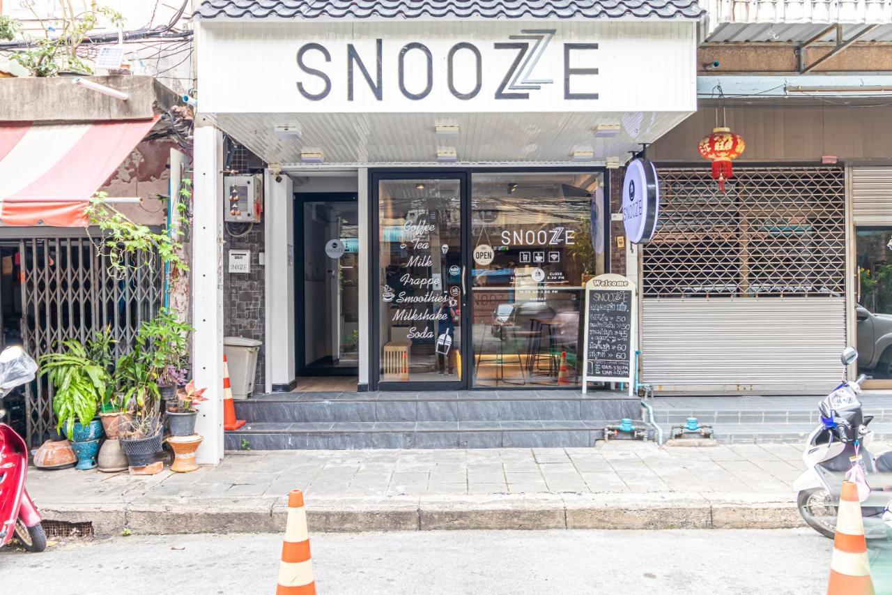 Snoozzze Hostel ใกล้รถไฟฟ้า ย่านบางรัก (Adults Only) Bangkok Kültér fotó